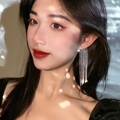 Elegant Long Tassel Earrings – Minimalist Women’s Jewelry
