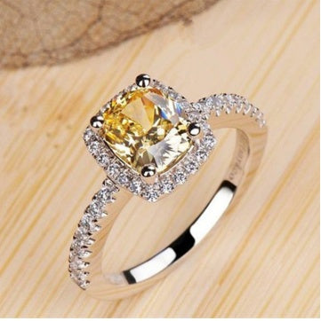 Elegant White Gold Bridal Engagement Ring for Women