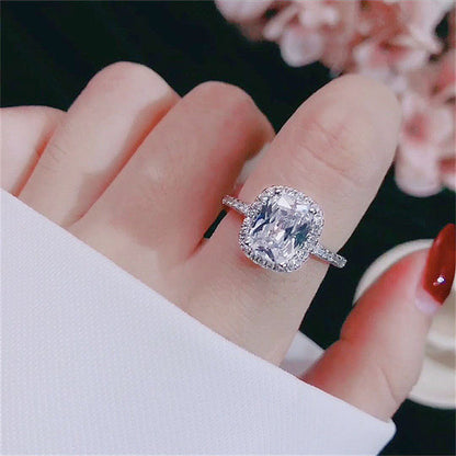 Elegant White Gold Bridal Engagement Ring for Women